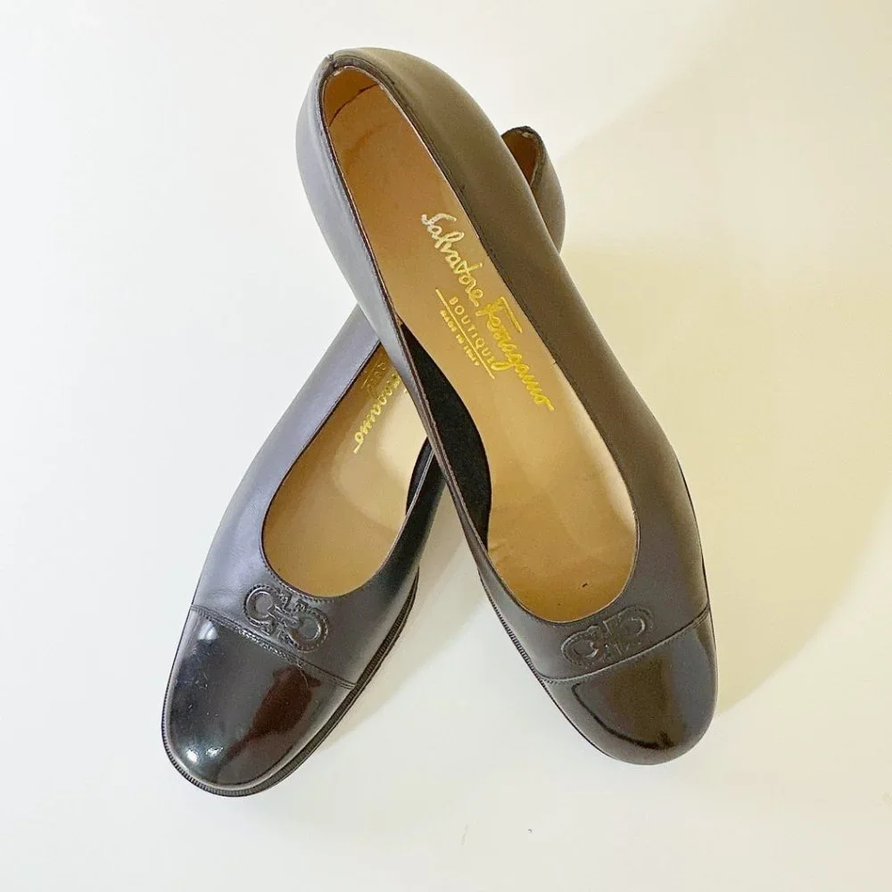 Ferragamo Ballerina Pumps 1.5" Heel - Picture 1 of 13